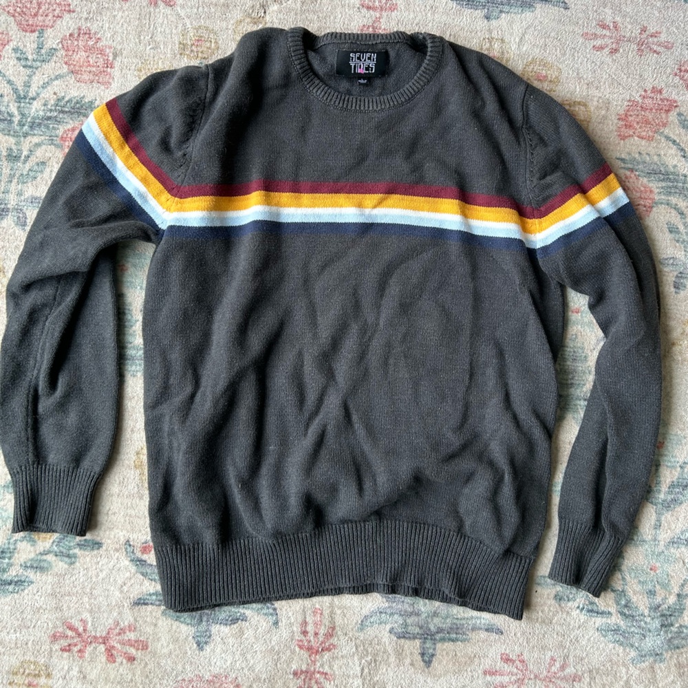 Vintage crew neck sweater